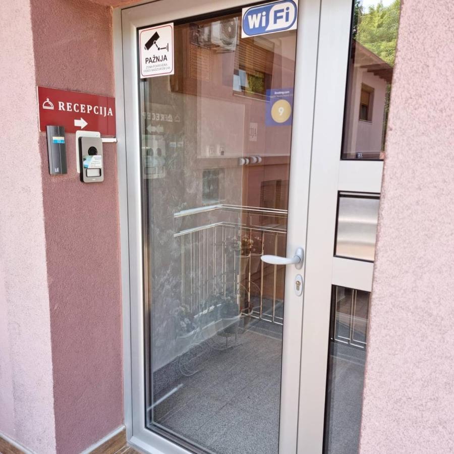 Apartmani Vesto Banja Luka Bagian luar foto